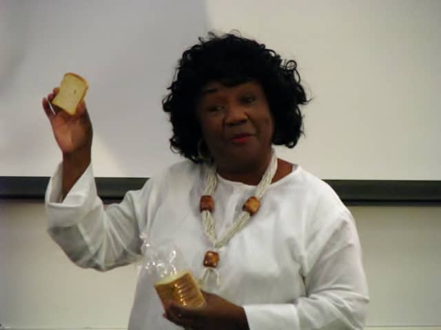 Center-for-Healing-Racism-Bread-is-a-Simple-Food-Teaching-Children-about-Culture-Book-Release-and-Signing-48